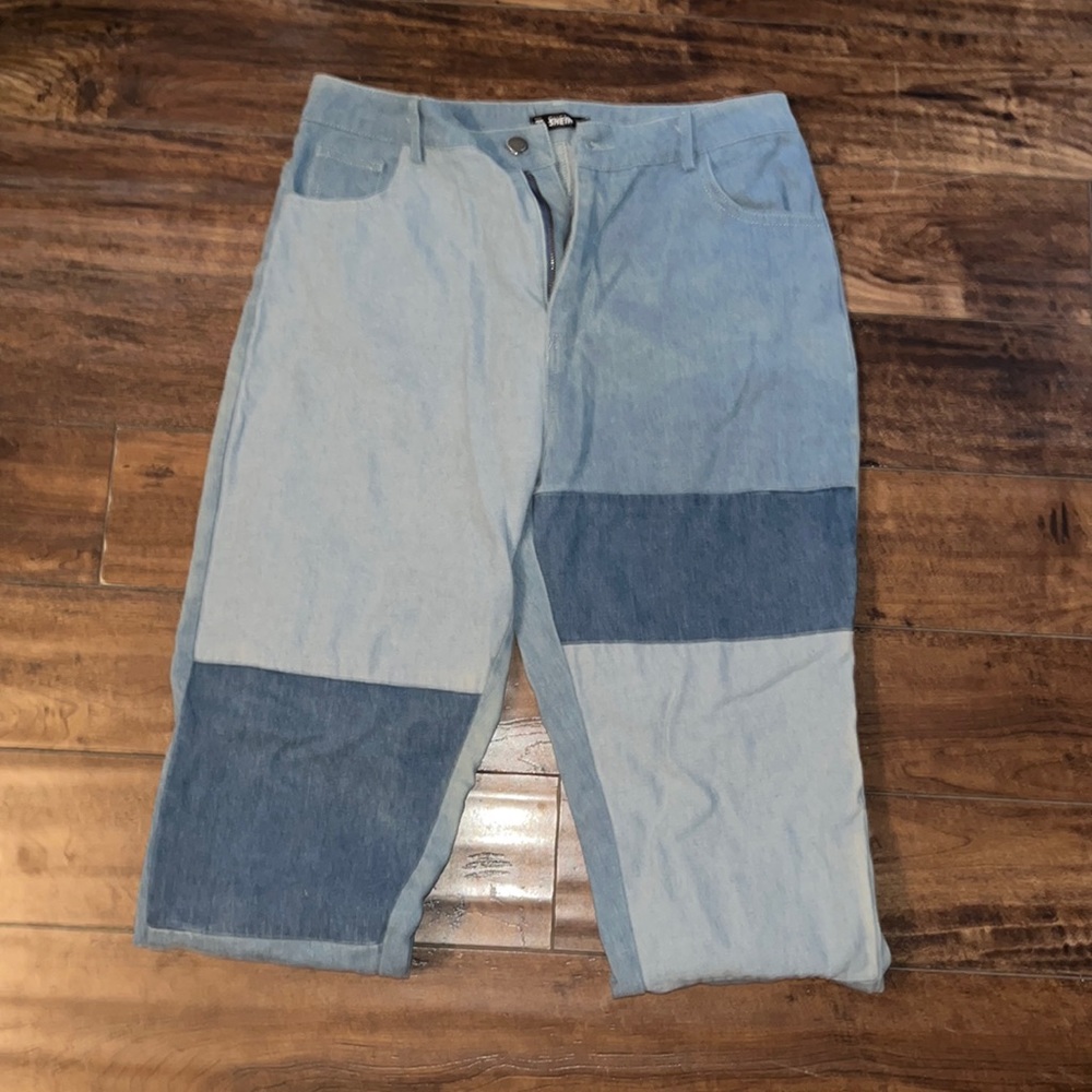 No rips stains only worn a couple times